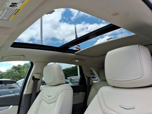 Used 2020 Cadillac XT5 Premium Luxury AWD/4WD image 19