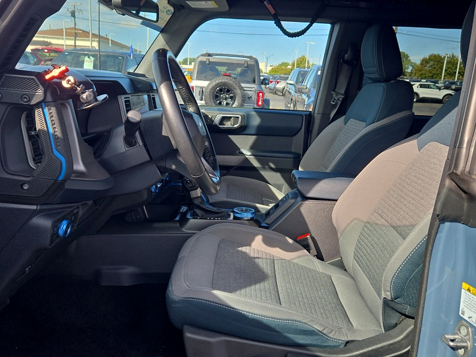 Certified 2023 Ford Bronco Outer Banks w/ Sasquatch Package AWD/4WD image 11