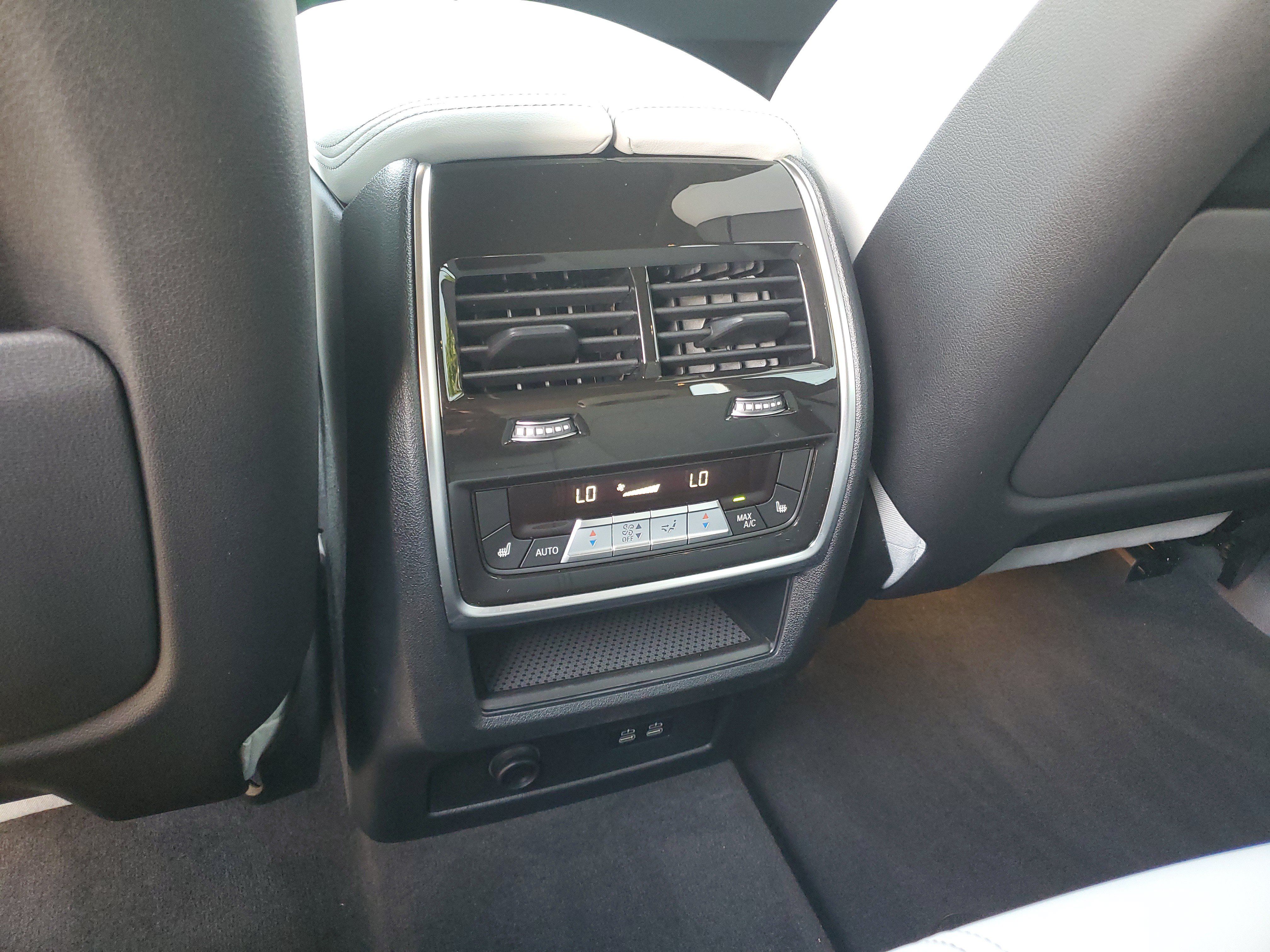 Certified 2024 BMW X5 xDrive40i w/ Premium Package AWD/4WD image 26