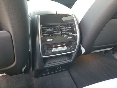 Certified 2024 BMW X5 xDrive40i w/ Premium Package AWD/4WD image 26