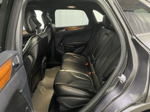 Used 2018 Lincoln MKC Select w/ Select Plus Package image 11