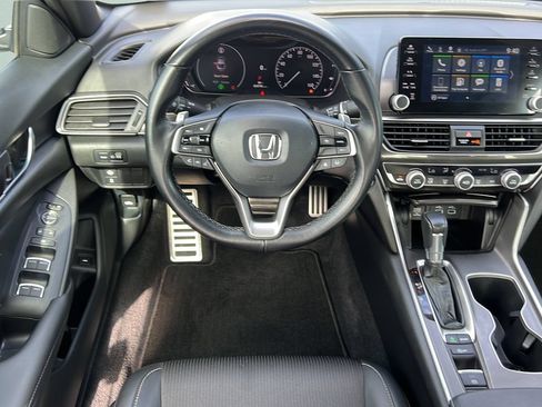 Used 2022 Honda Accord Sport image 11