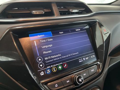 Used 2022 Chevrolet TrailBlazer RS w/ Convenience Package image 11