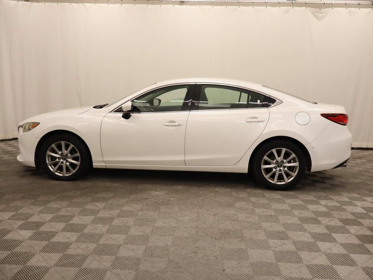 Used 2014 MAZDA MAZDA6 Sport FWD image 2