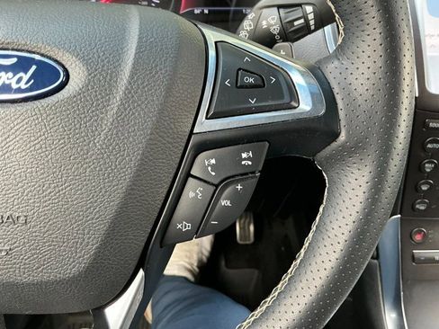 Used 2019 Ford Edge ST w/ Convenience Package image 22