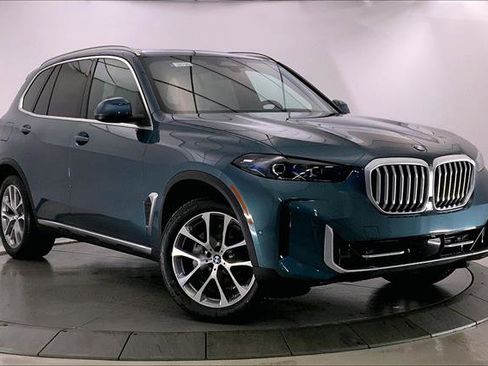 New 2026 BMW X5 xDrive40i w/ Premium Package image 11