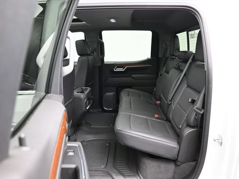 Used 2023 GMC Sierra 1500 Denali w/ Denali Reserve Package AWD/4WD image 11