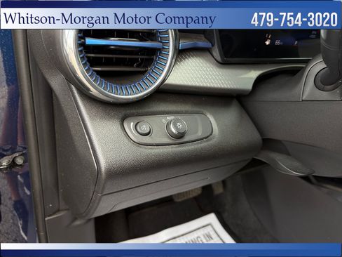 Used 2024 Chevrolet Trax LT FWD image 14