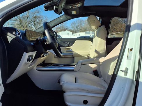 Used 2024 Mercedes-Benz GLA 250 image 24