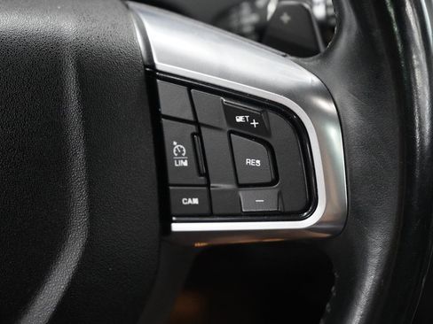 Used 2018 Land Rover Discovery Sport HSE AWD/4WD image 15