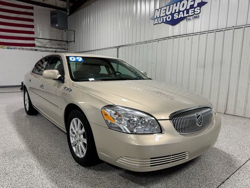 Used 2009 Buick Lucerne CXL FWD image 1