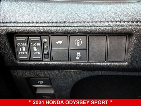 Used 2024 Honda Odyssey Sport image 18