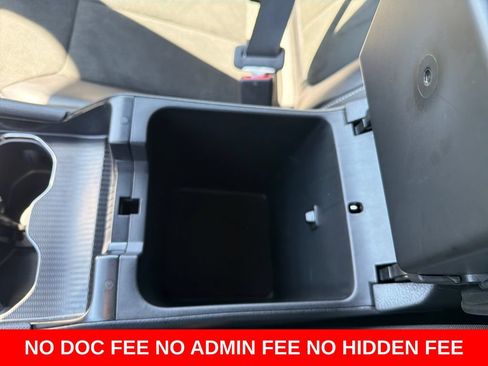 Used 2025 Jeep Grand Cherokee Altitude AWD/4WD image 28