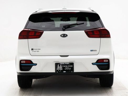 Used 2021 Kia Niro EX w/ Cold Weather Package image 8