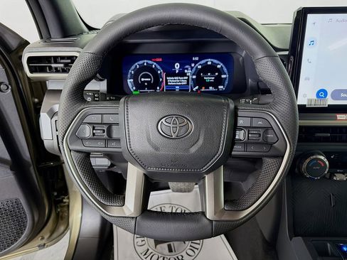 New 2026 Toyota Tacoma TRD Off-Road AWD/4WD image 12