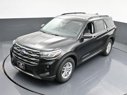 New 2025 Ford Explorer Active w/ Active Comfort Package image 20