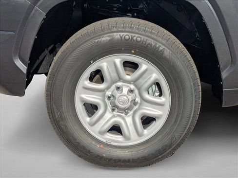 New 2026 Toyota Tundra SR image 10