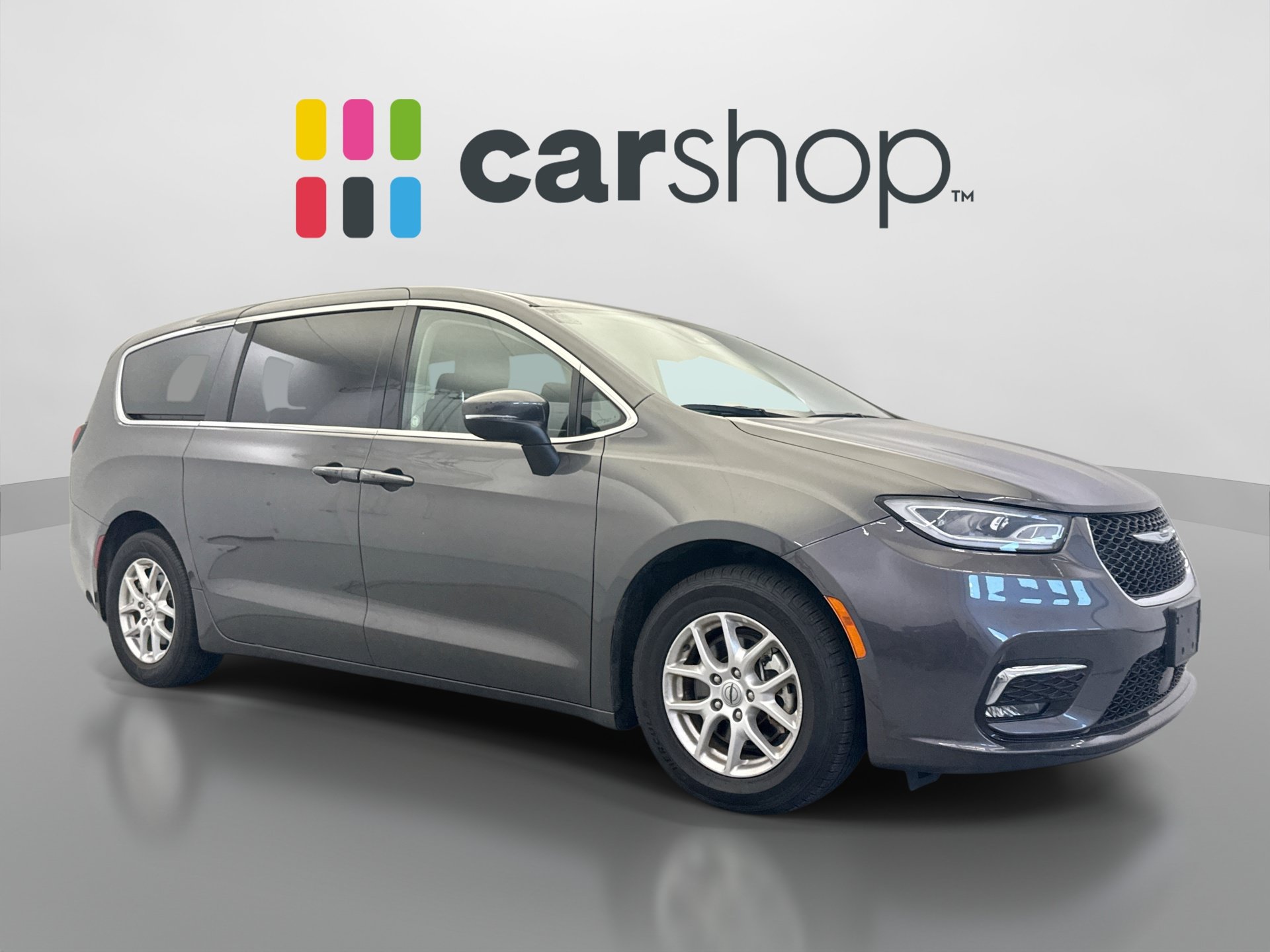 Used 2023 Chrysler Pacifica Touring-L FWD image 7