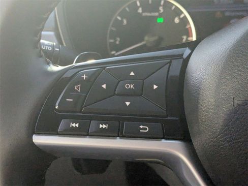 Used 2025 Nissan Altima 2.5 SR image 25