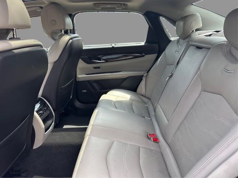 Used 2018 Cadillac CT6 Luxury AWD/4WD image 29