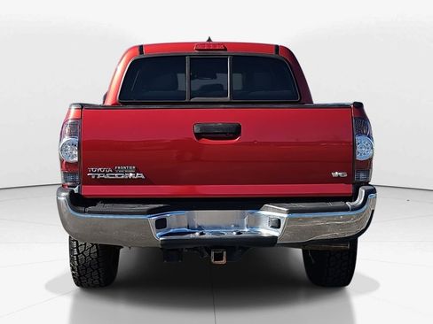 Used 2015 Toyota Tacoma Base image 6