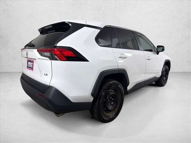 Used 2024 Toyota RAV4 LE FWD image 3