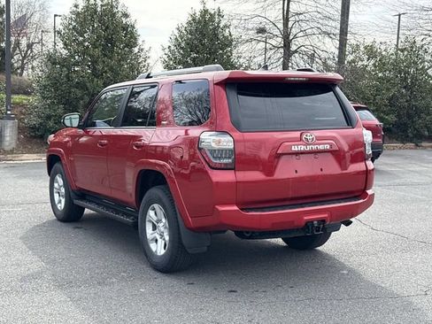 Used 2024 Toyota 4Runner SR5 Premium image 4