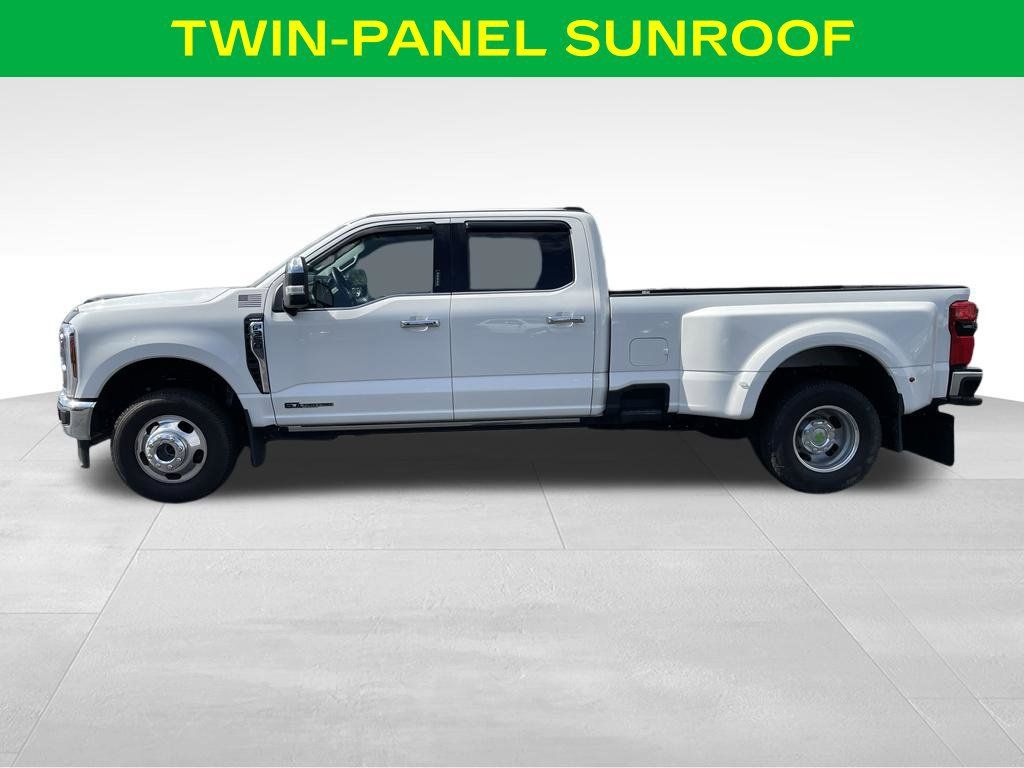 Used 2024 Ford F350 Lariat w/ Lariat Ultimate Package AWD/4WD image 6