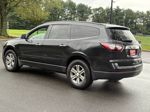 Used 2015 Chevrolet Traverse LT image 9