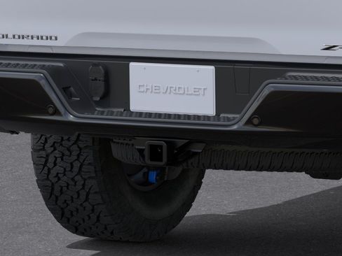 New 2026 Chevrolet Colorado ZR2 w/ Technology Package AWD/4WD image 38