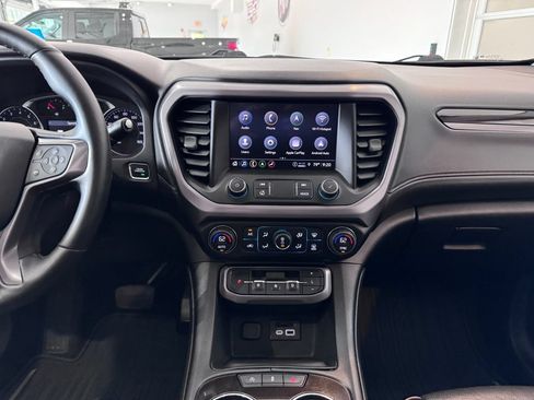 Certified 2023 GMC Acadia AT4 w/ Preferred Package AWD/4WD image 18