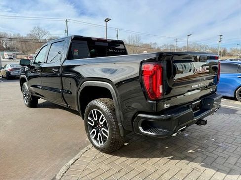 Used 2025 GMC Sierra 1500 AT4 w/ AT4 Preferred Package image 8