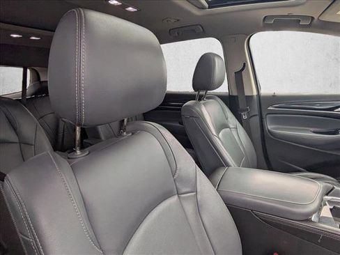 Used 2020 Buick Enclave Essence FWD image 13
