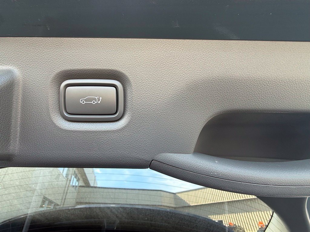 Certified 2024 Hyundai Ioniq 5 Limited AWD/4WD image 9