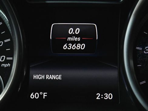 Used 2016 Mercedes-Benz G 63 AMG 4MATIC image 24