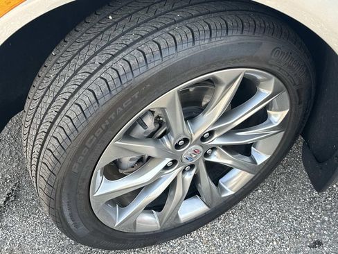 Used 2024 Buick Encore GX Avenir FWD image 11