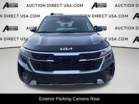 Used 2024 Kia Seltos LX AWD/4WD image 2