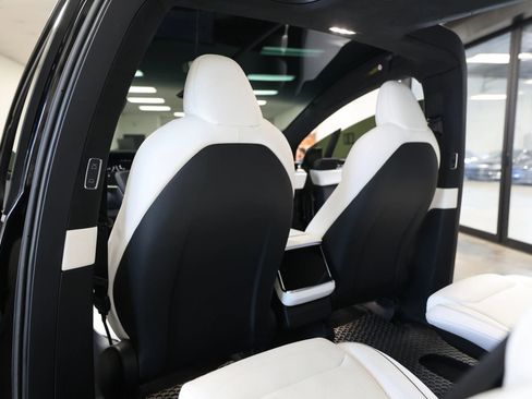 Used 2022 Tesla Model X Plaid AWD/4WD image 47