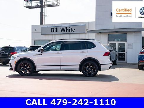 Certified 2023 Volkswagen Tiguan SE R-Line image 3