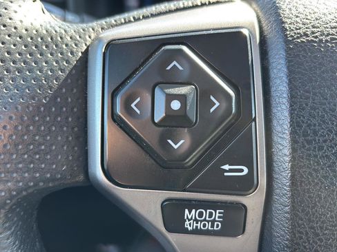 Used 2019 Toyota 4Runner SR5 Premium image 25