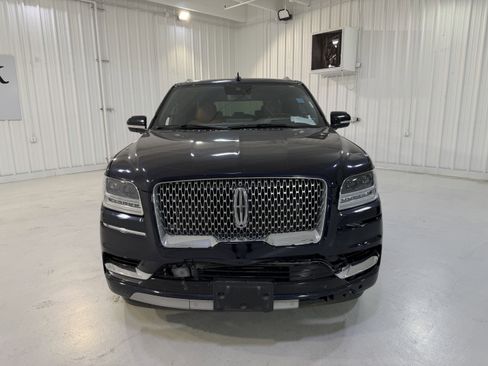 Used 2021 Lincoln Navigator L Reserve image 8