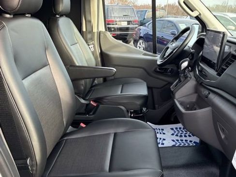 New 2026 Ford Transit 250 148 Medium Roof w/ Load Area Protection Package RWD image 26