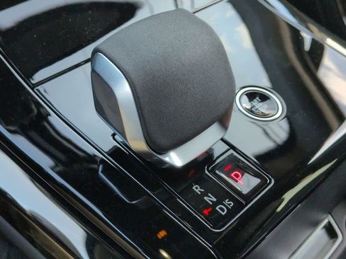 New 2026 Land Rover Range Rover Sport Dynamic SE image 33