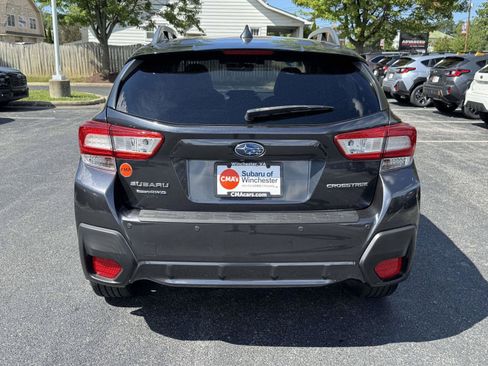 Used 2019 Subaru Crosstrek 2.0i Limited w/ Moonroof Package w/Navigation AWD/4WD image 3