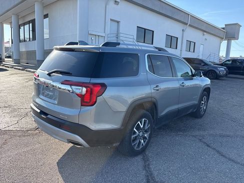 Used 2023 GMC Acadia SLE w/ Driver Convenience Package image 7