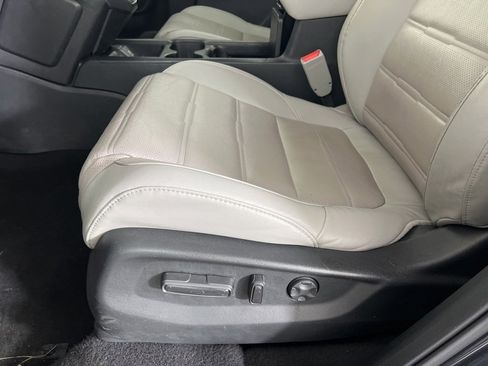 Used 2019 Honda CR-V EX-L image 16