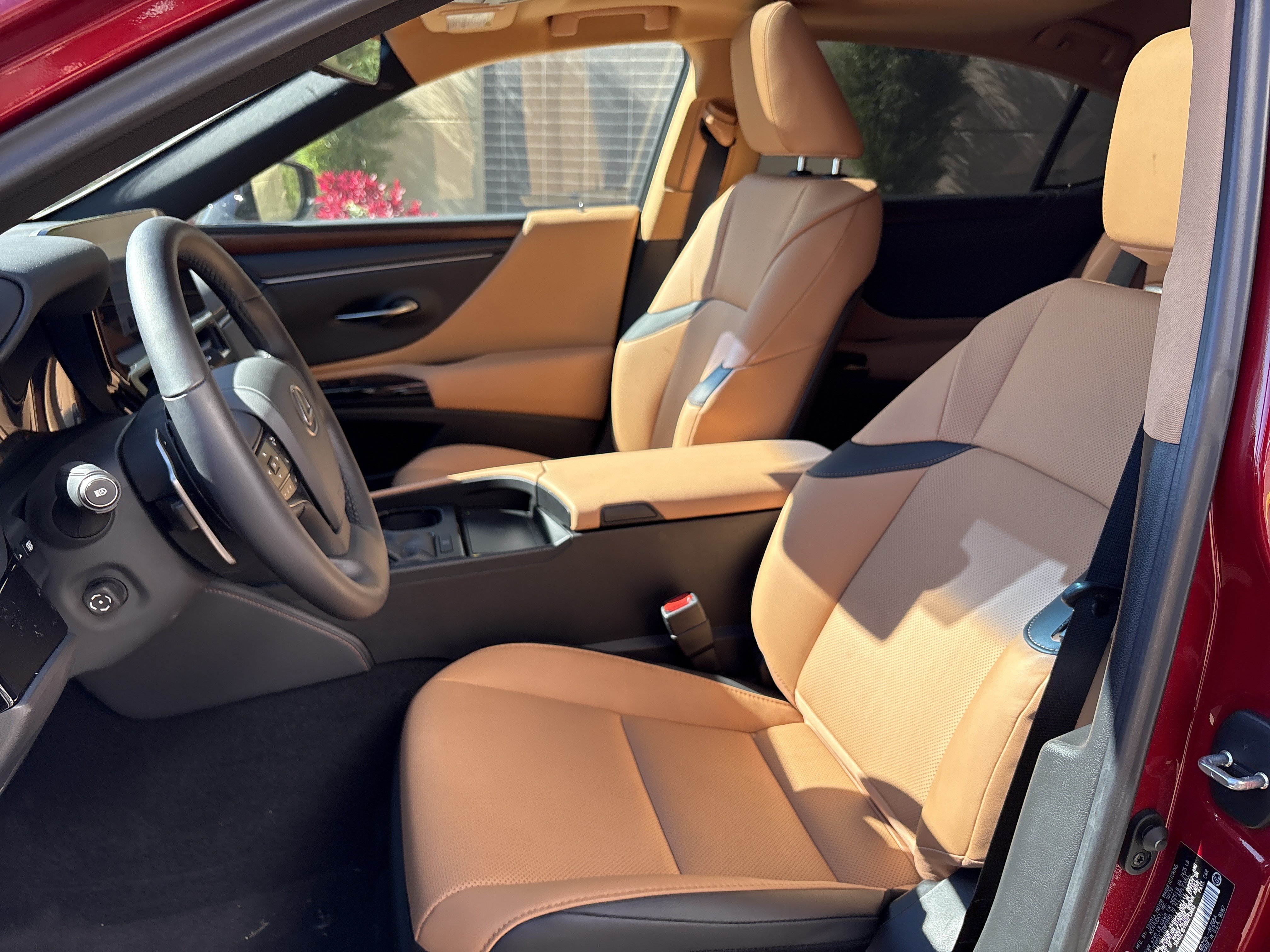 Used 2025 Lexus ES 350 w/ Premium Package FWD image 16