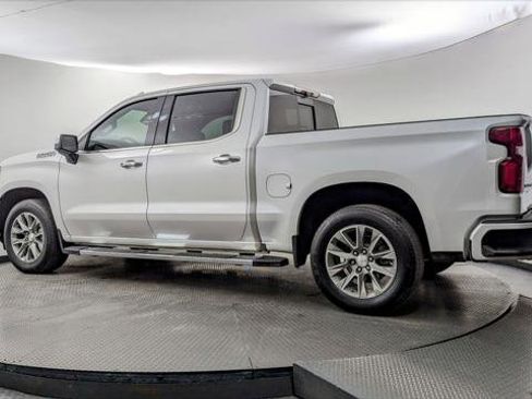 Used 2022 Chevrolet Silverado 1500 High Country w/ Technology Package image 6