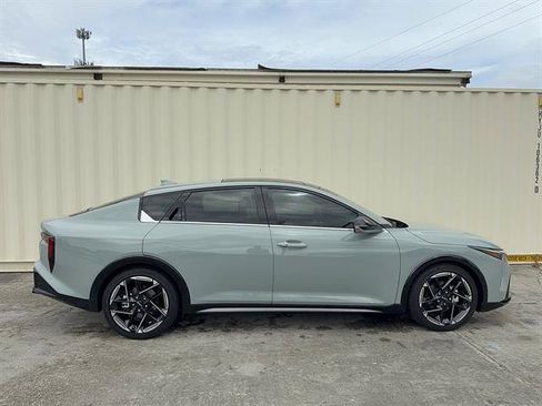 Used 2025 Kia K4 GT-Line w/ GT-Line Premium Package FWD image 2