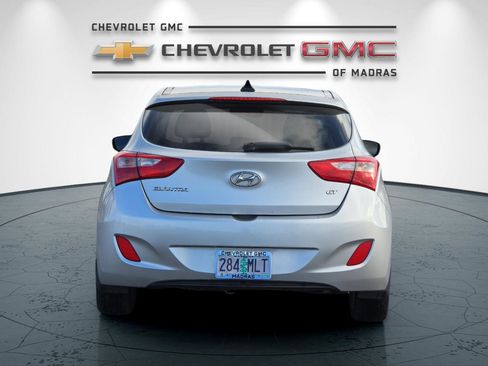 Used 2013 Hyundai Elantra GT w/ Style Pkg image 4